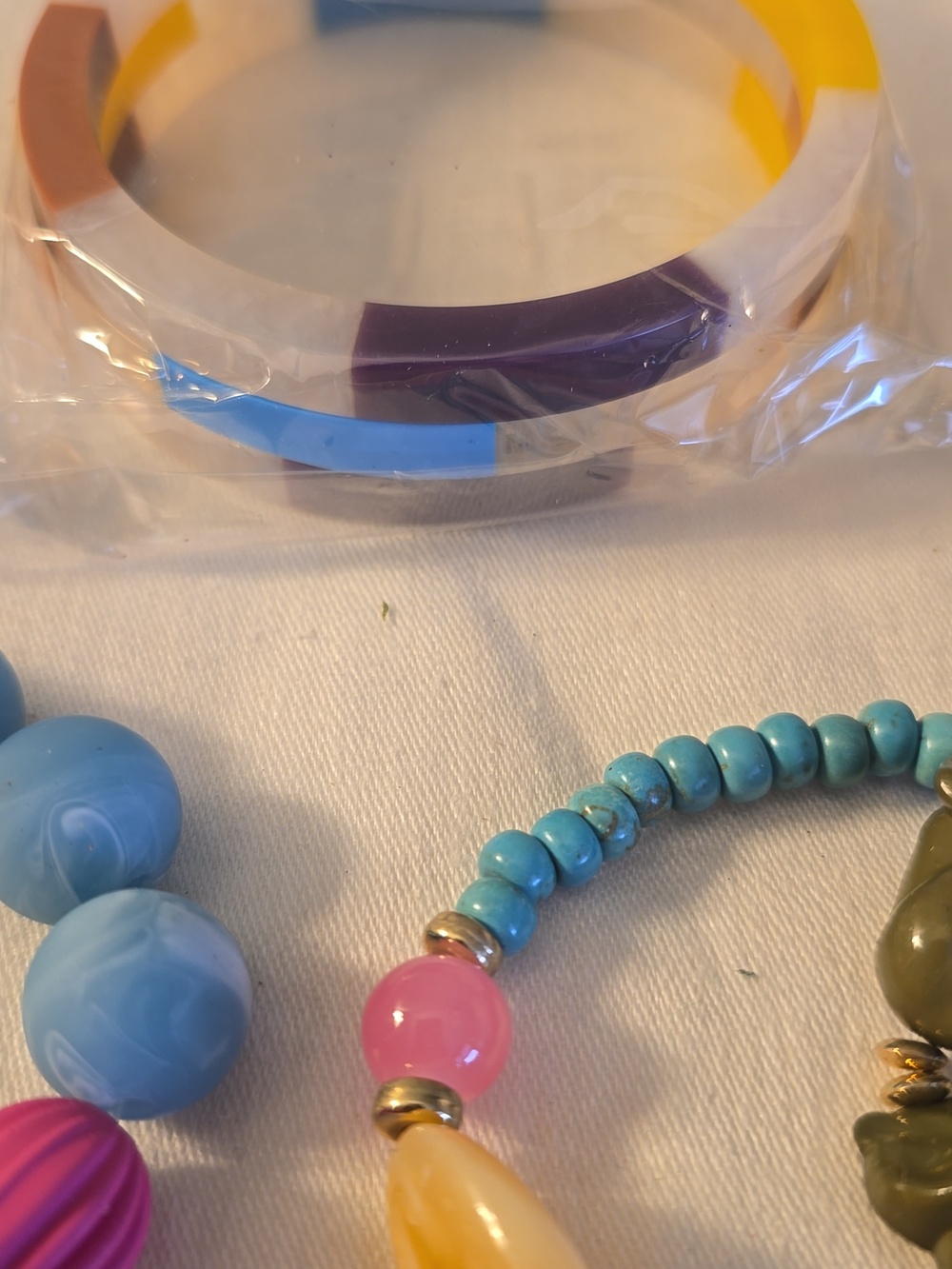 Plunder 8pc Jewelry Bundle,colorful Bead Bracelets & Earrings That Match All New - Picture 3 of 11